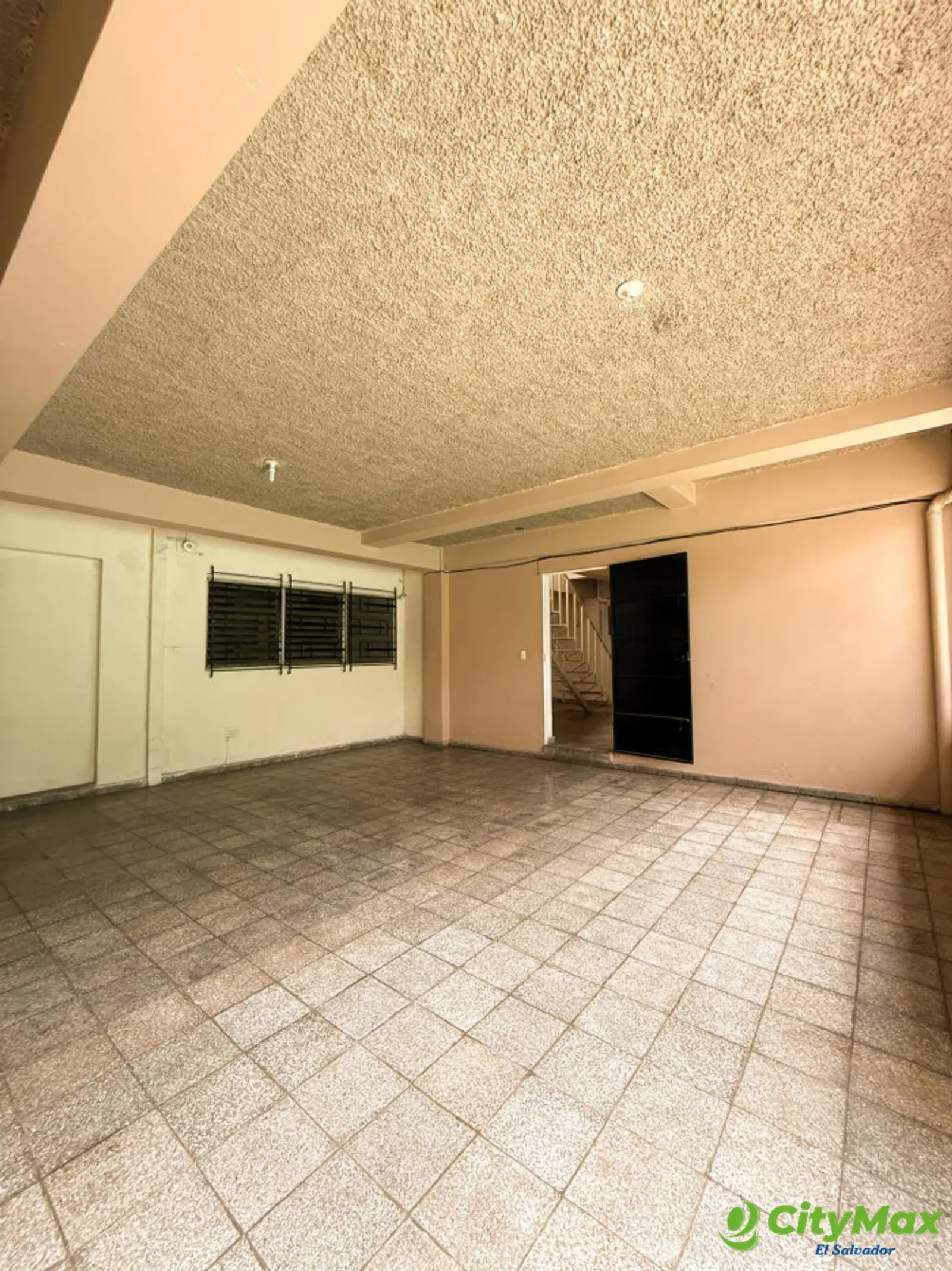 Casa AMPLIA en venta en Colonia Centroamérica - foto 6