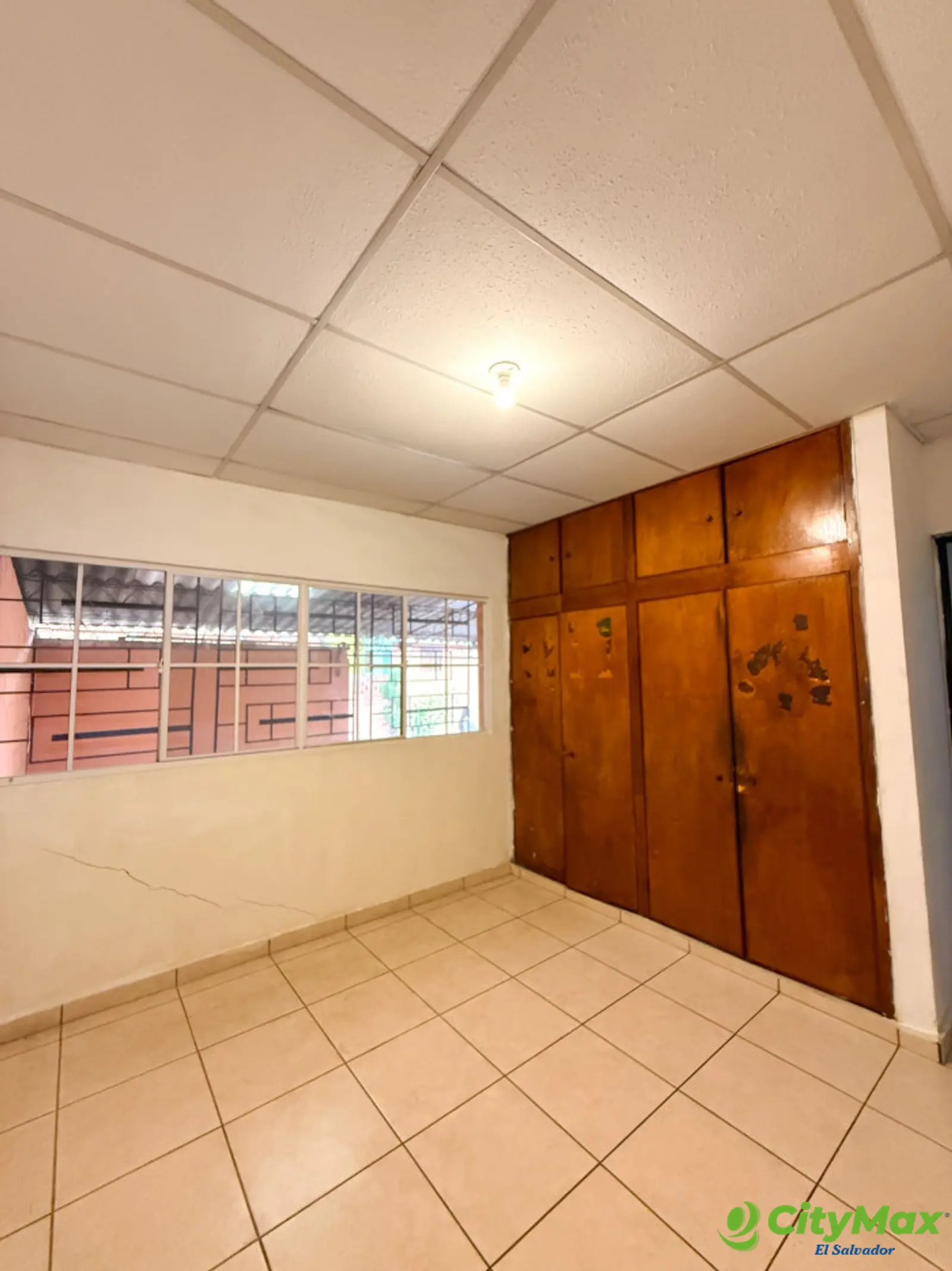 Casa AMPLIA en venta en Colonia Centroamérica - Habitación segundo nivel