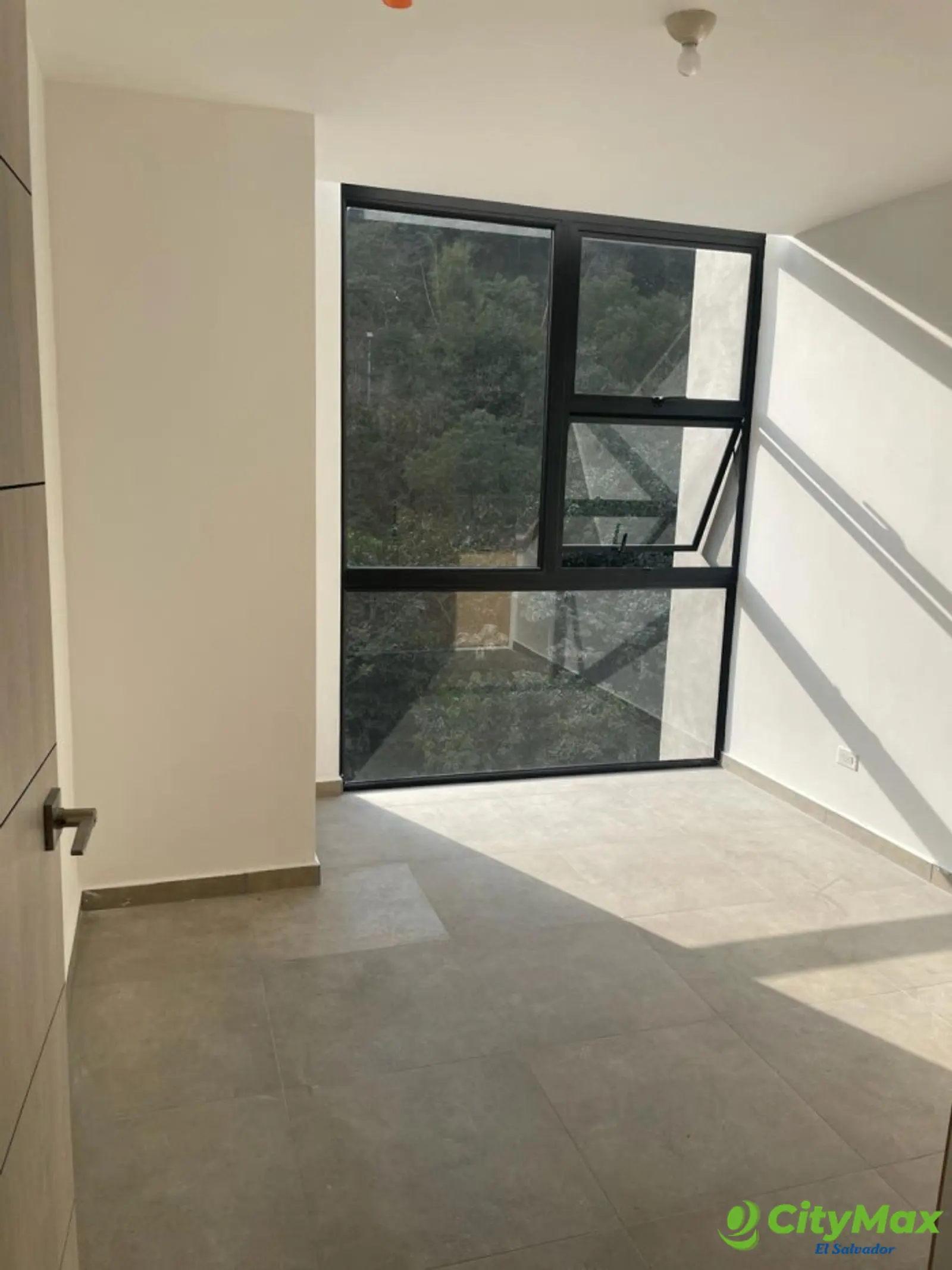 Apartamento en venta  a 5 minutos de Santa Elena  - Habitación