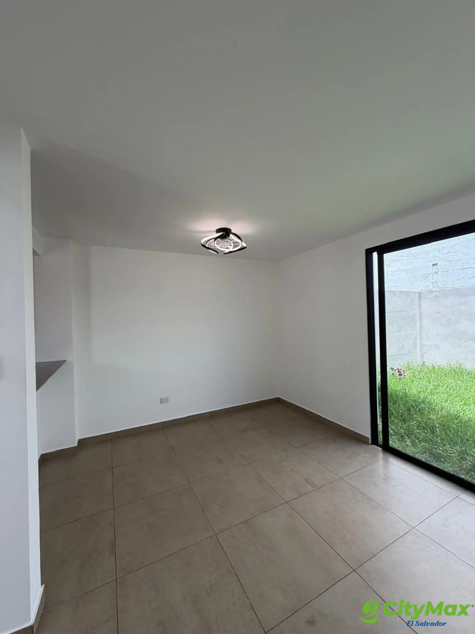Casa en alquiler en Los Senderos de Opico  - Comedor