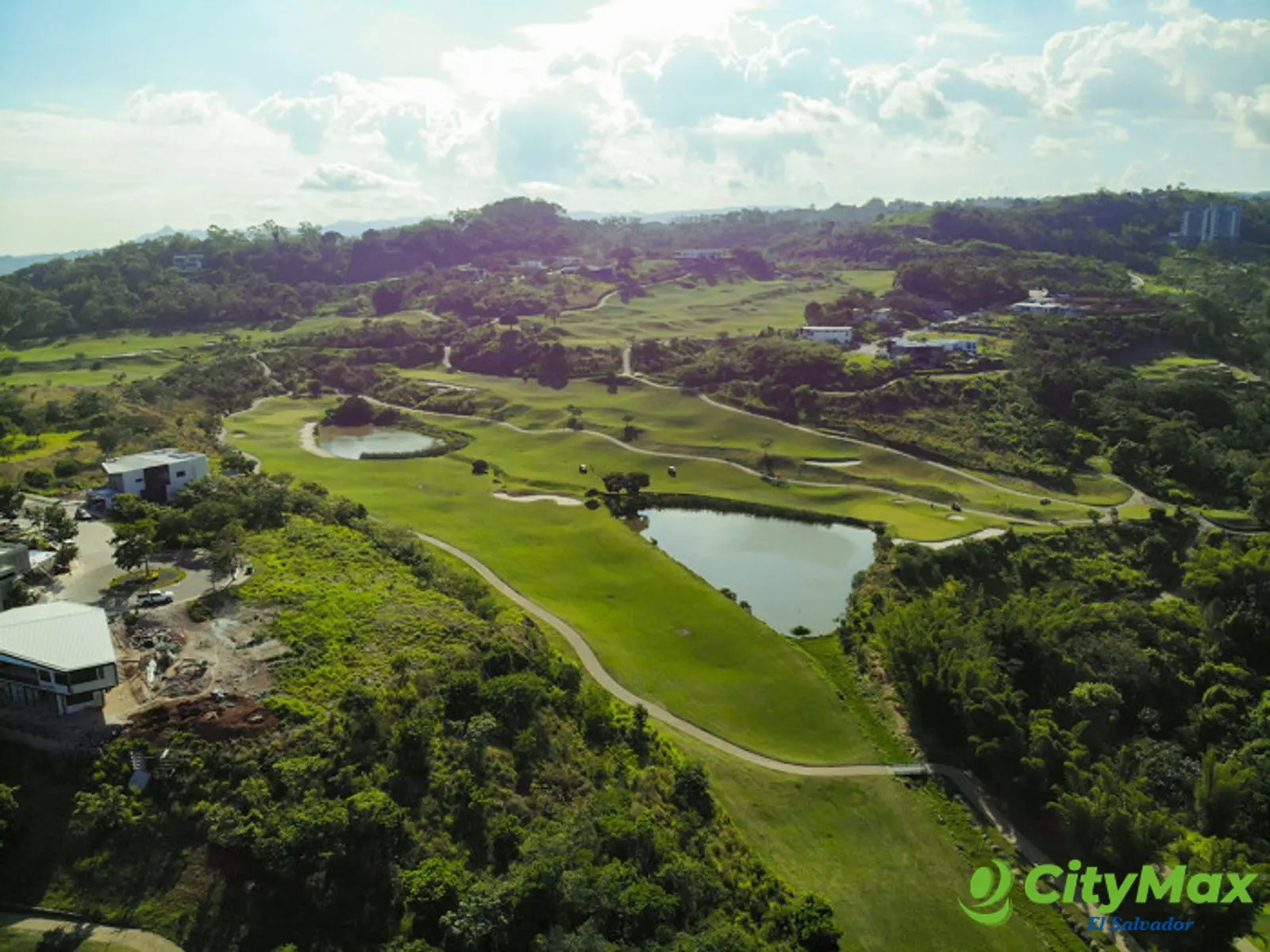 Terreno en venta en El Encanto Country Club - foto 2