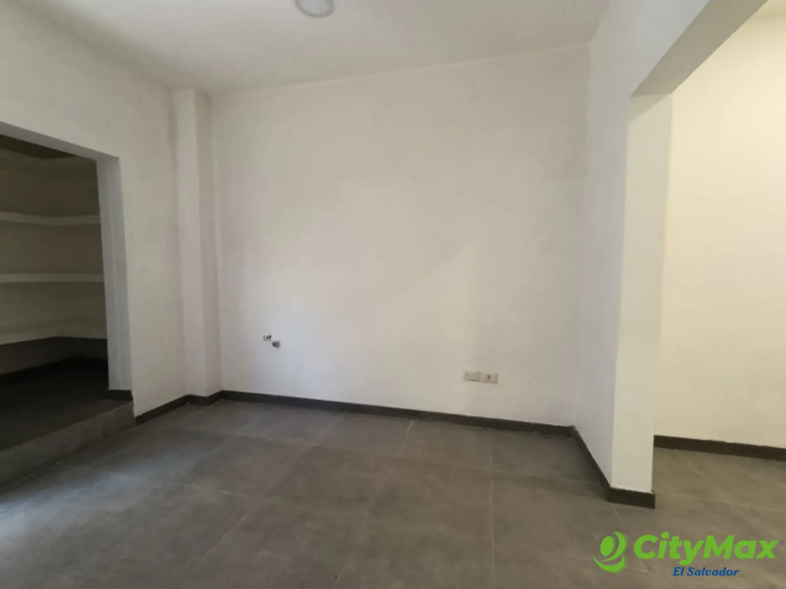 Casa con uso comercial en alquiler en Colonia Escalón - foto 3