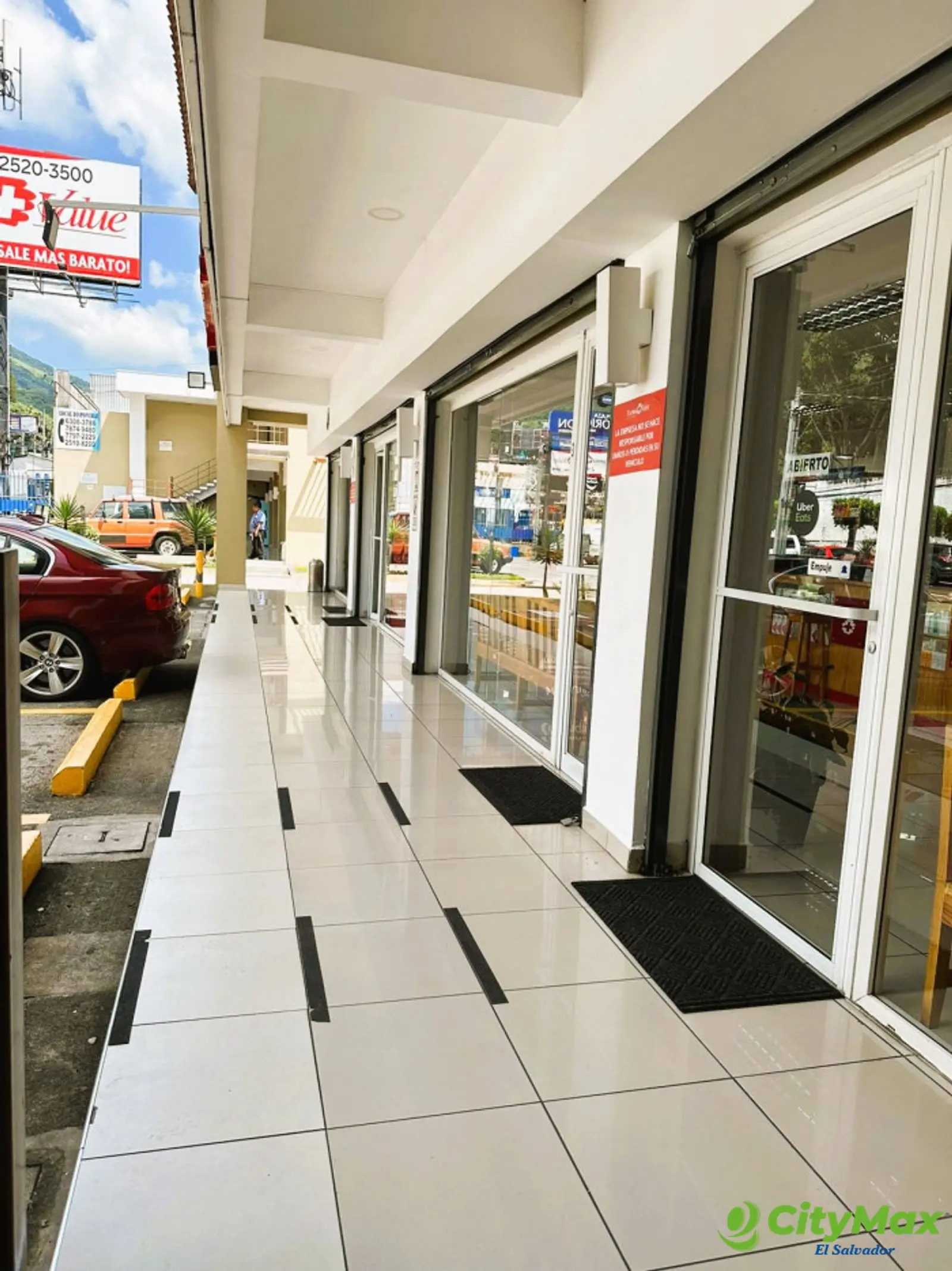 Local de 100 metros Colonia Escalón primer nivel - foto 4