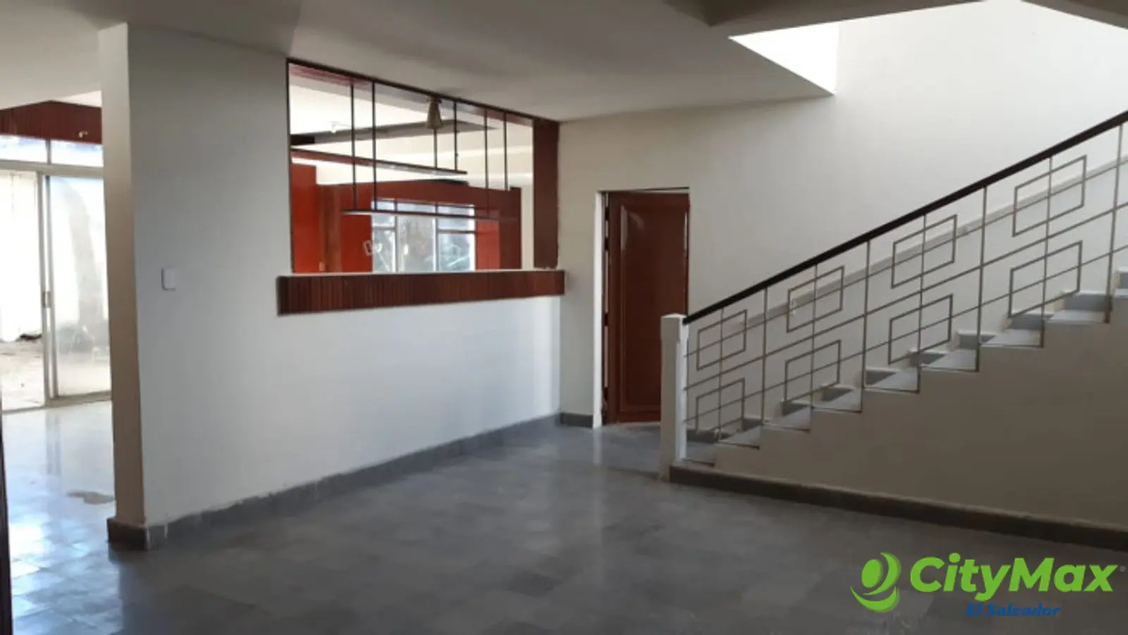 Alquiler casa comercial de esquina Centro de Santa Ana  - foto 4