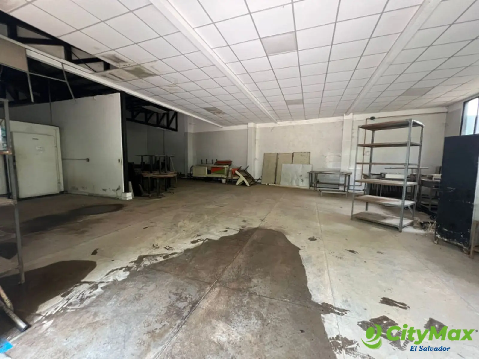 Local en renta para almacenamiento en San Miguel - foto 6