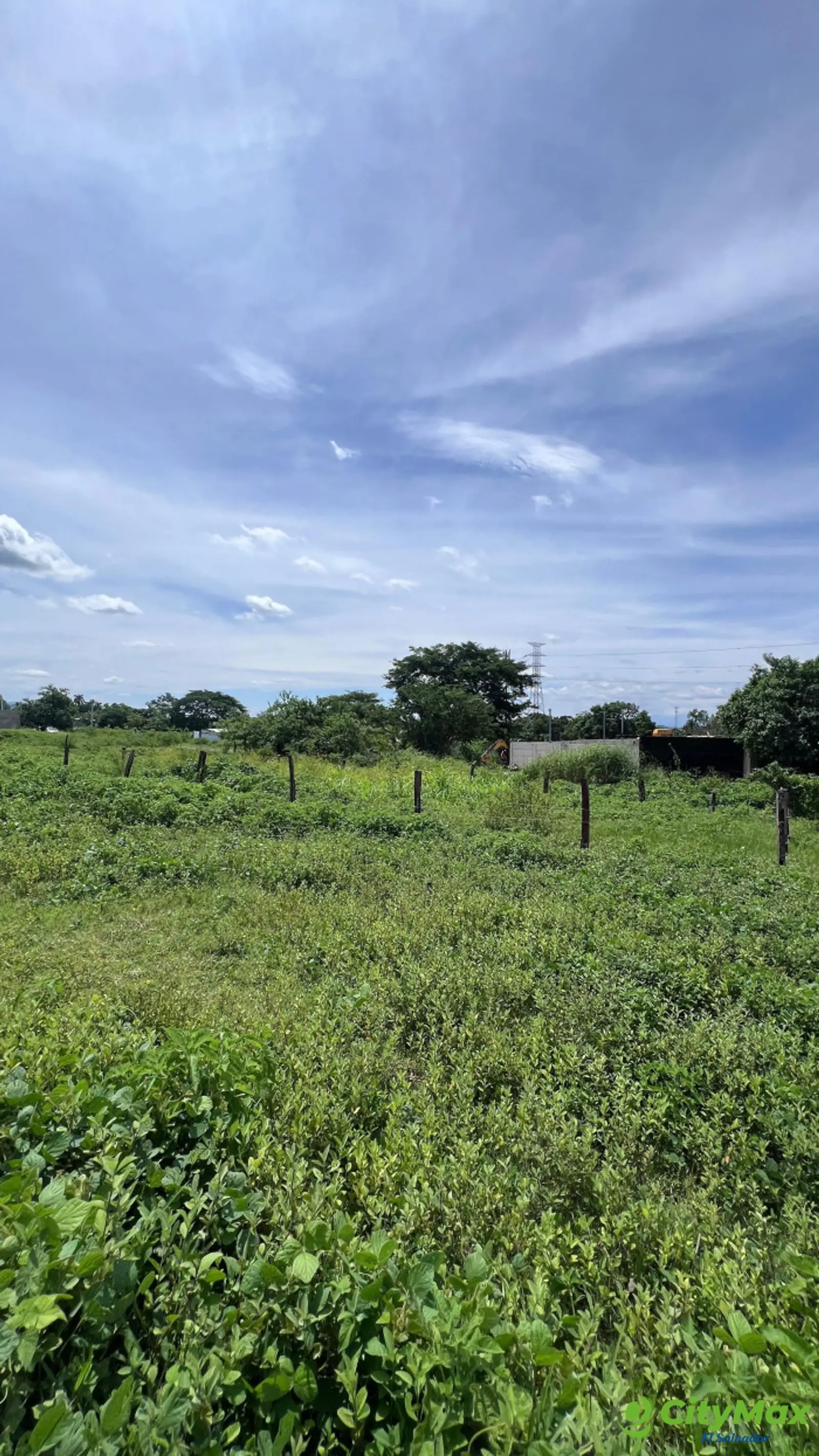 Derecho en venta de lote en Altos de Las Mercedes - foto 2