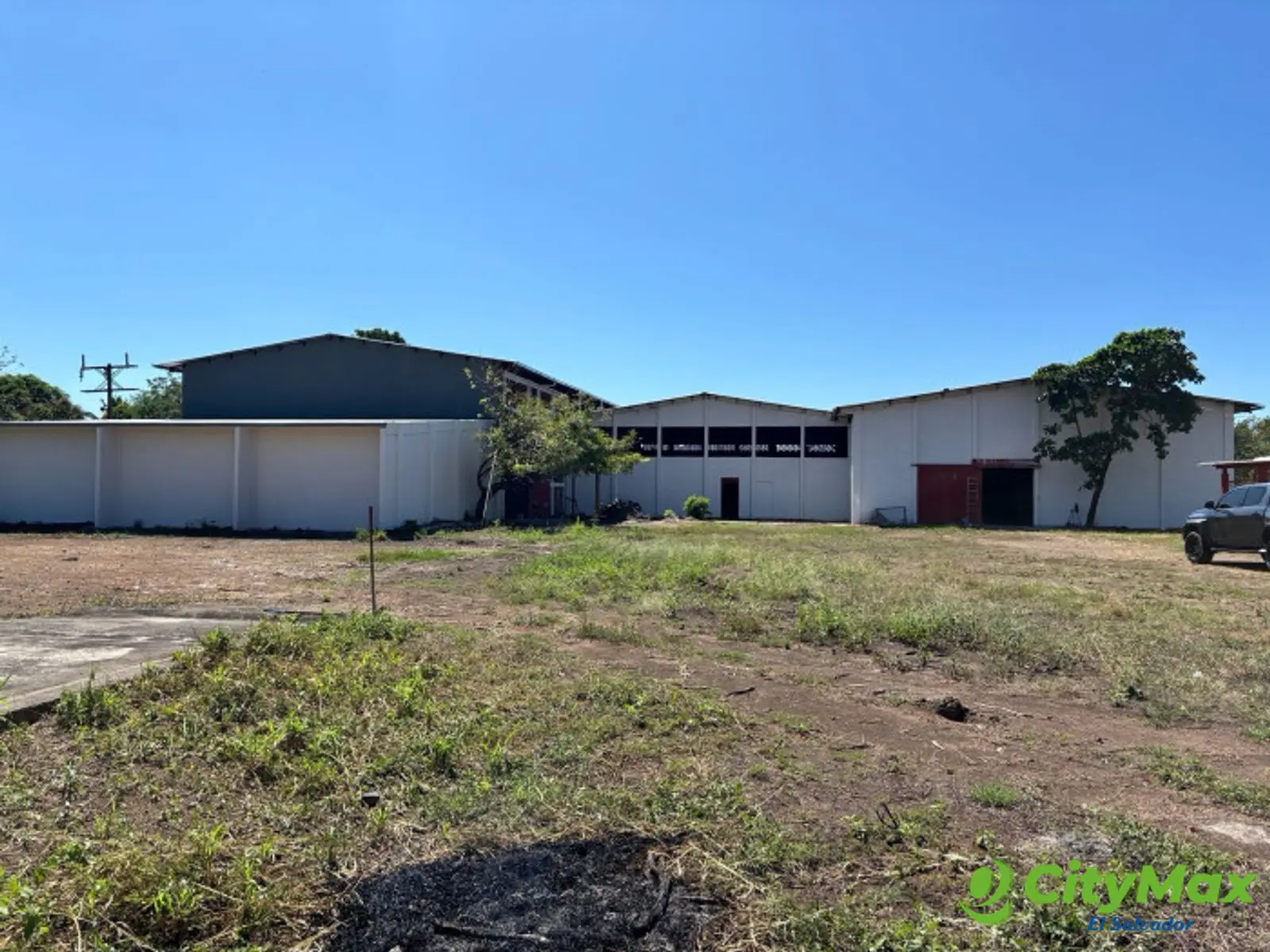 1,988 Mts de Bodega en venta o alquiler cerca frontera - foto 3