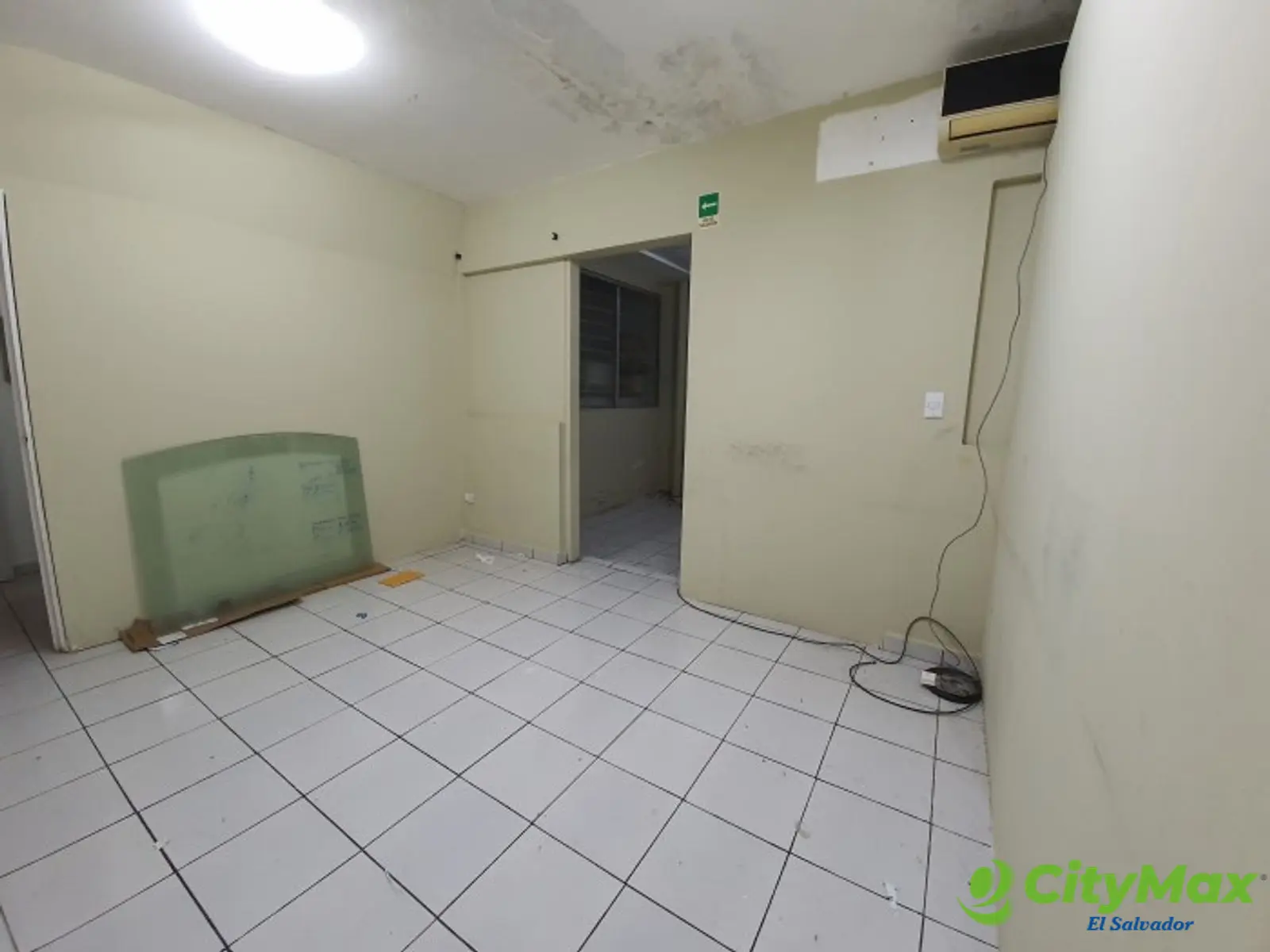 Oficina en ALQUILER en Colonia Escalón - foto 9